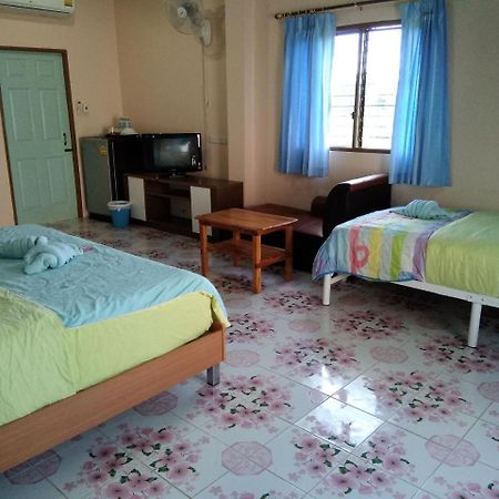 Peace Pool Resort Khun Han Екстер'єр фото