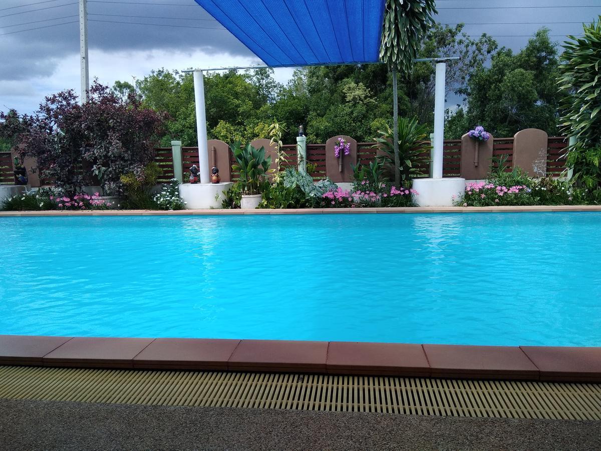Peace Pool Resort Khun Han Екстер'єр фото